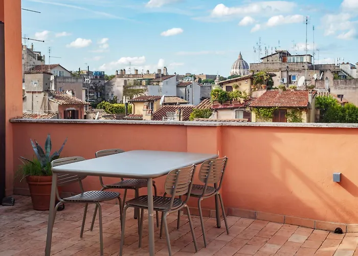 Daire With Terrace In Via Del Pellegrino - Fromhometorome